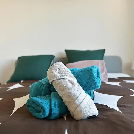 Le Classic Chic - 20min De Lyon, Balcon Ensoleille * Saint-Fons